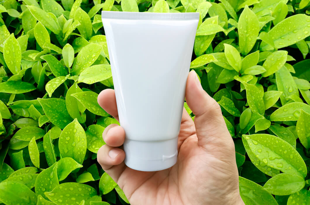 Cosmetic hose can benefit from optical brightener additive masterbatch by Polymer Link, which enhances whiteness and counteract the inherent yellowish tint present in many thermoplastic polymers